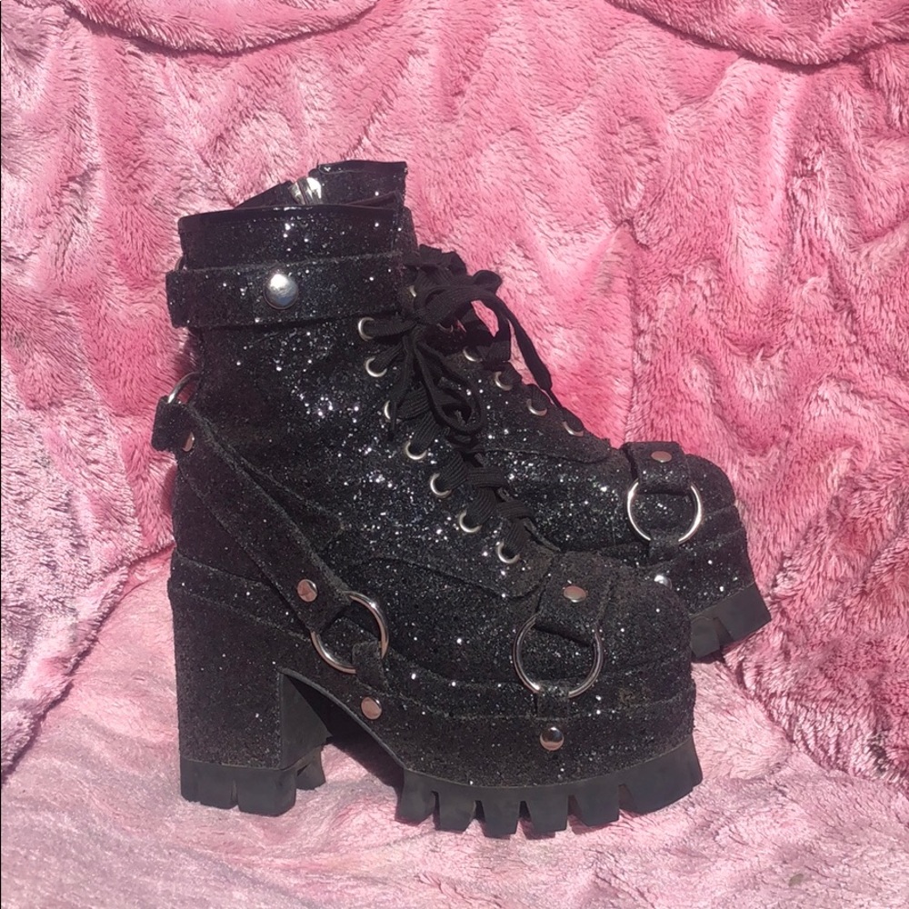 Club exx platforms 7 / dolls kill